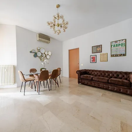 Magic Rent - Capranica * Milán